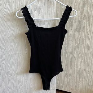 Ruffle sleeve bodysuit